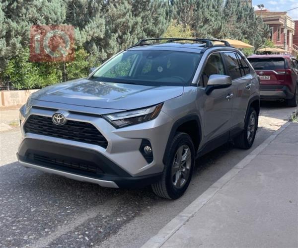 Toyota for sale in Iraq